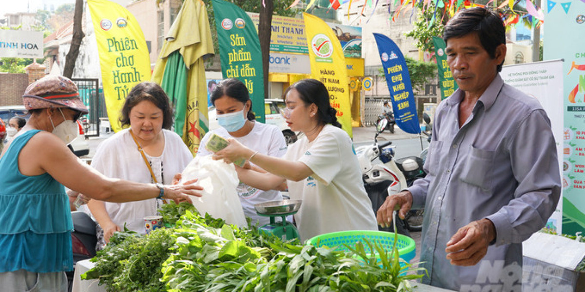 Người phụ nữ Nhật 26 năm gieo tình yêu nông nghiệp hữu cơ