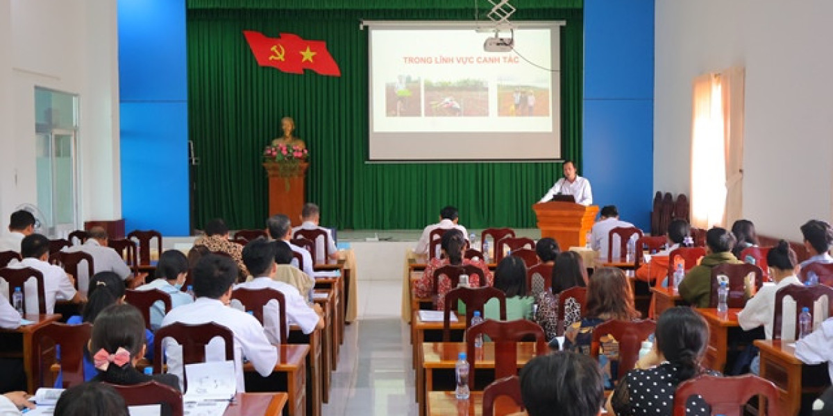 Ứng dụng công nghệ sinh học trong nông nghiệp theo hướng hữu cơ, an toàn và bền vững