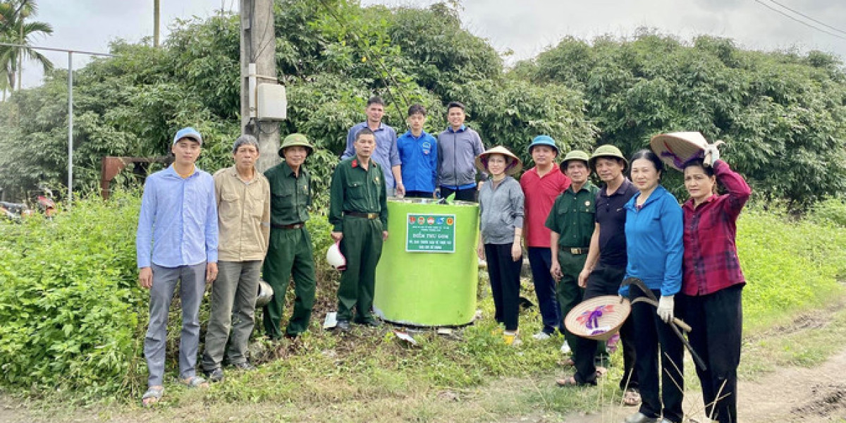 'Khoác áo đẹp' cho bể thu gom bao bì thuốc bảo vệ thực vật